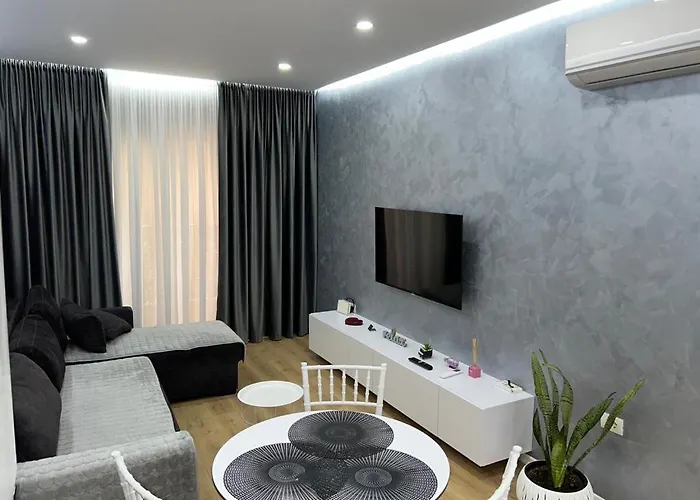 Franci's No1 דירה