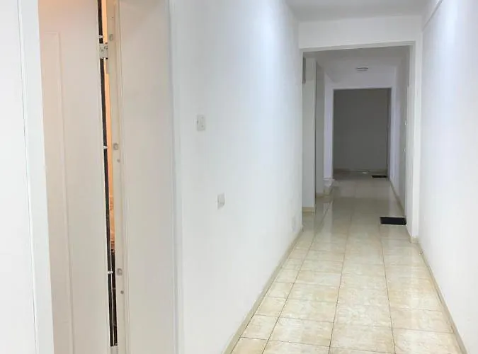 Franci's No1 * 地拉那