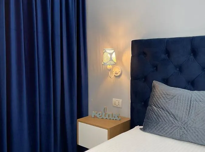 Franci's No1 * 地拉那